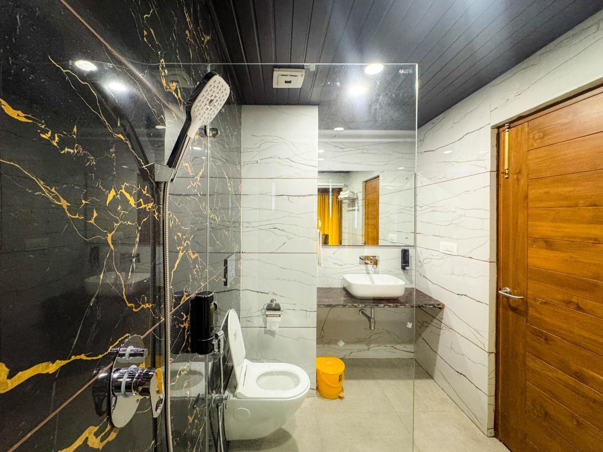 Chambyal's Retreat Hotel